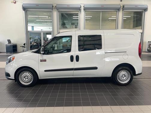 2022 RAM ProMaster City Base