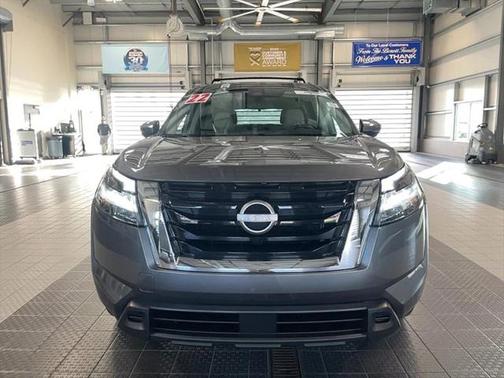 2022 Nissan Pathfinder SV 4WD