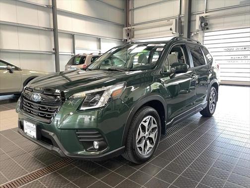 2024 Subaru Forester Premium