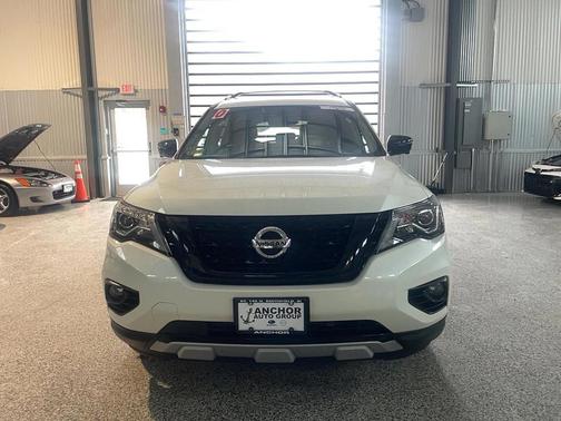 2020 Nissan Pathfinder SL 4WD