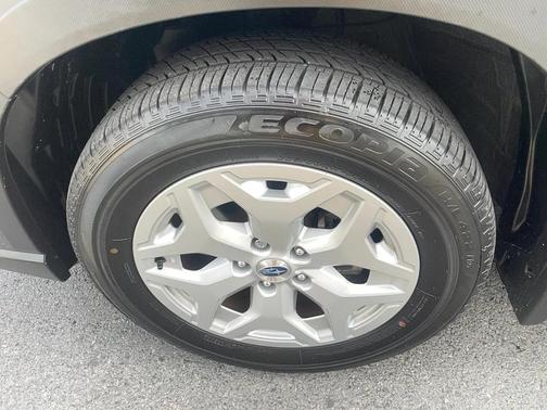 2022 Subaru Forester Base