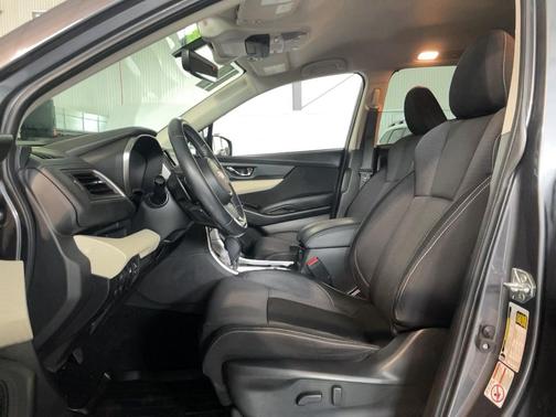 Magnetite Gray Metallic 2019 Subaru Ascent Premium 8-Passenger
