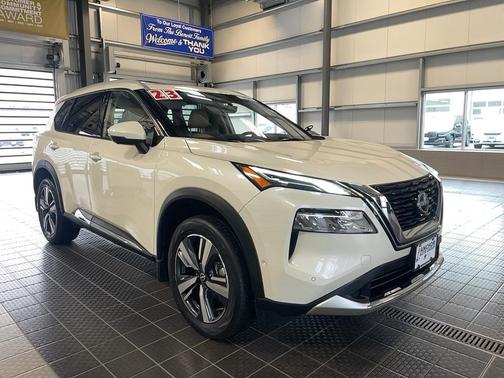 2023 Nissan Rogue Platinum