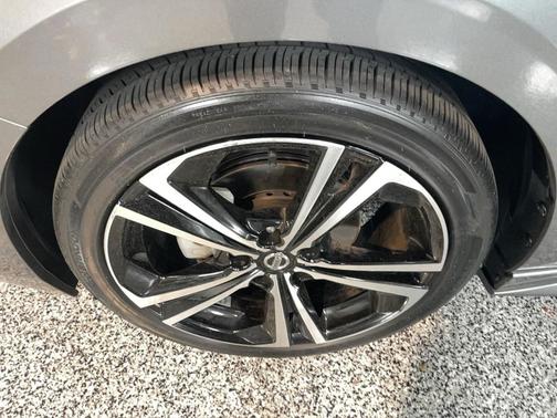 Gun Metallic 2023 Nissan Sentra SR