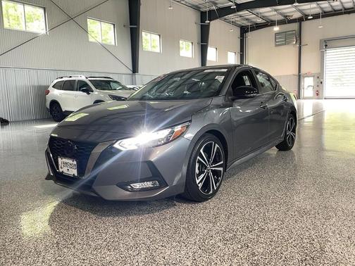 Gun Metallic 2023 Nissan Sentra SR