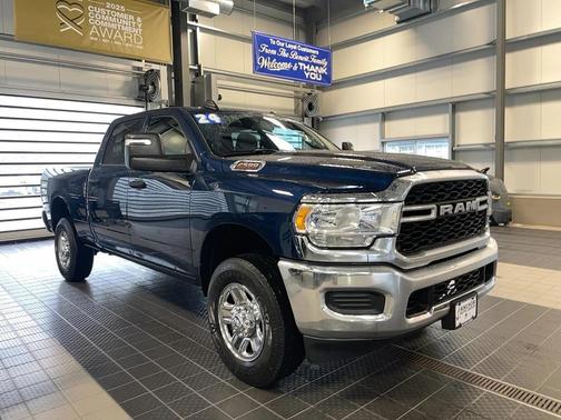 2024 RAM 2500 Tradesman Crew Cab 4x4 6'4' Box
