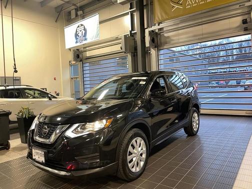 2019 Nissan Rogue S