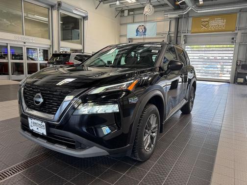 Super Black 2023 Nissan Rogue S