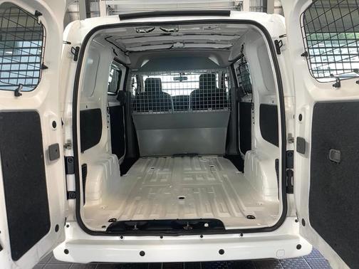 2021 Nissan NV200 SV