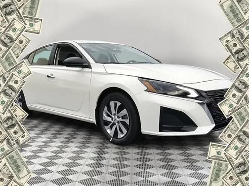 2025 Nissan Altima S FWD