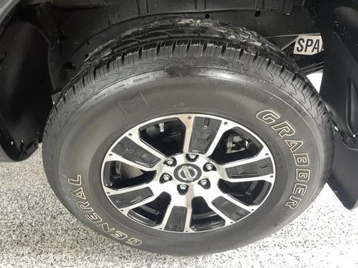 2021 Nissan Titan SV