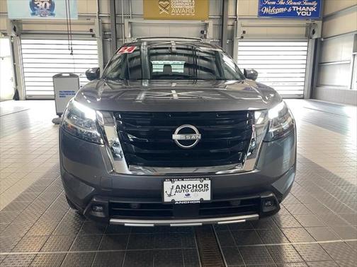 2024 Nissan Pathfinder SL 4WD