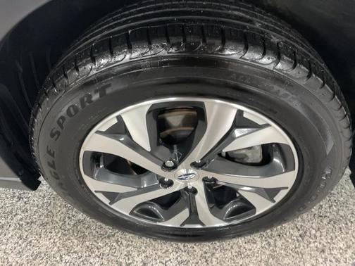 2022 Subaru Outback Touring XT