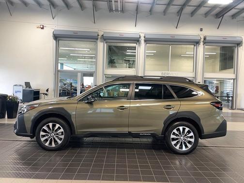 Autumn Green Metallic 2025 Subaru Outback Limited