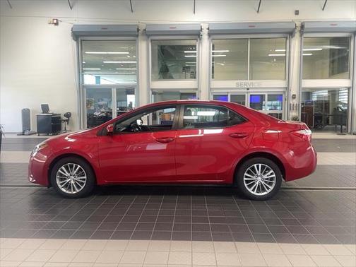 2014 Toyota Corolla LE Plus