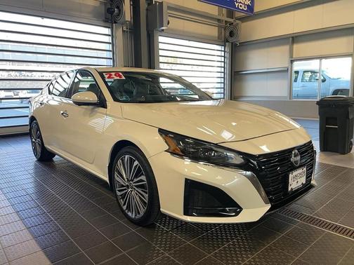 2024 Nissan Altima 2.5 SL