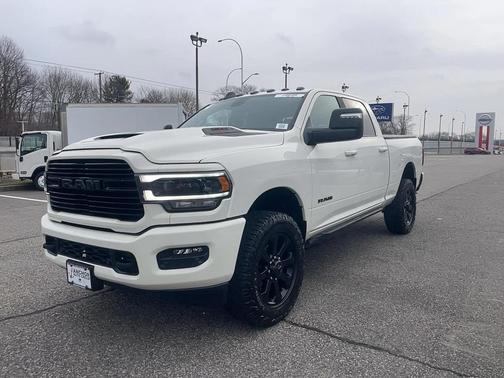 2024 RAM 2500 Laramie Crew Cab 4x4 6'4' Box