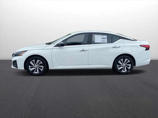 2025 Nissan Altima S FWD