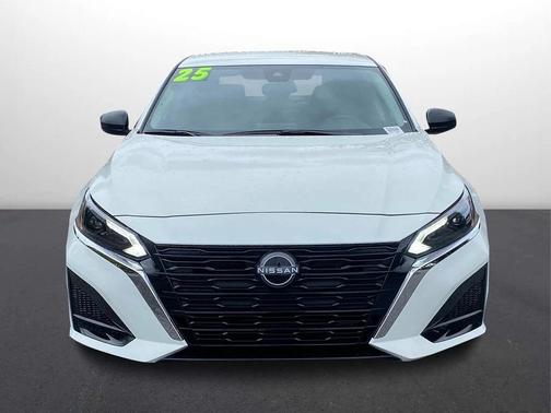 2025 Nissan Altima S FWD