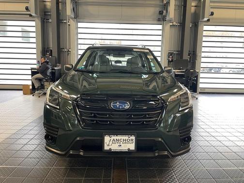 2023 Subaru Forester Base