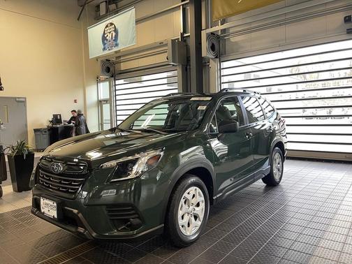 2023 Subaru Forester Base