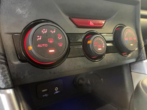 2023 Subaru Forester Base