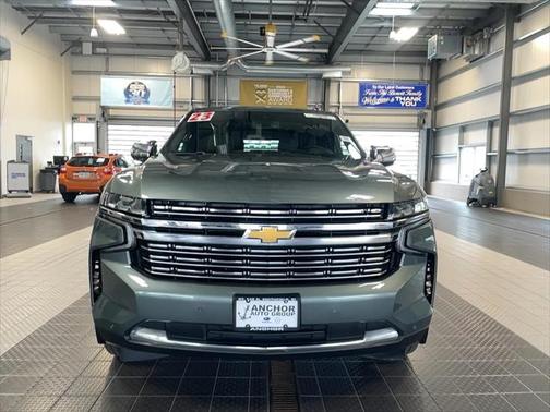 2023 Chevrolet Suburban Premier
