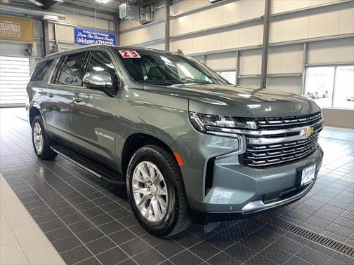 2023 Chevrolet Suburban Premier
