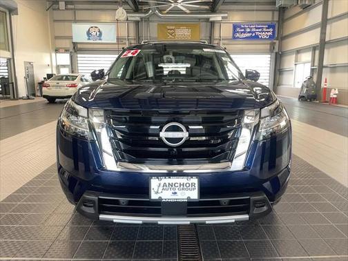 2024 Nissan Pathfinder Platinum 4WD