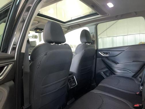 Crystal Black Silica 2023 Subaru Forester Premium
