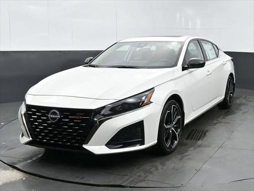 2025 Nissan Altima SR AWD