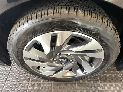 2024 Subaru Legacy Touring XT