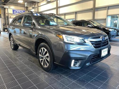 2022 Subaru Outback Premium