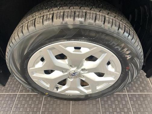 2022 Subaru Forester Base