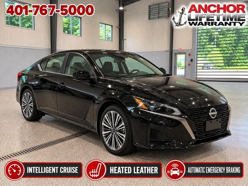 Super Black 2026 Nissan Altima 2.5 SV
