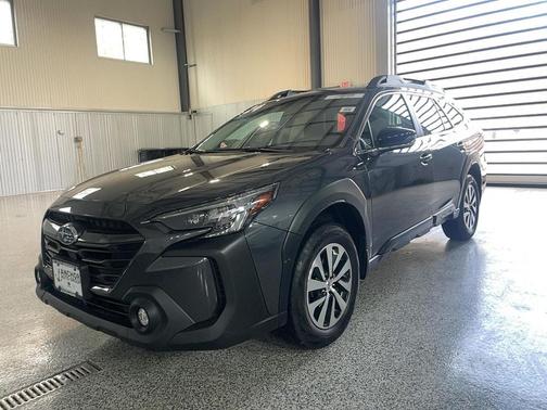 Magnetite Gray Metallic 2024 Subaru Outback Premium