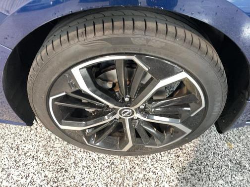 Deep Blue Pearl 2023 Nissan Altima SR Intelligent AWD