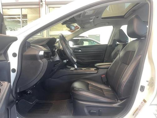 2020 Nissan Altima SR FWD