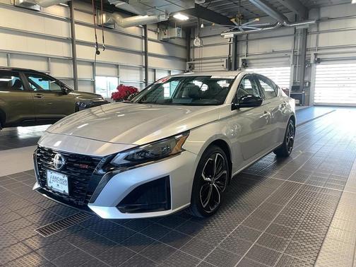 2024 Nissan Altima SR Intelligent AWD