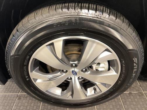 2024 Subaru Ascent Premium 7-Passenger