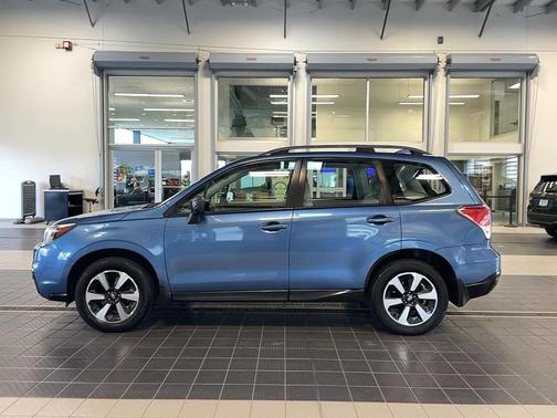 2017 Subaru Forester 2.5i
