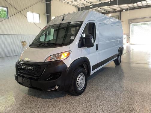 Bright White 2025 RAM ProMaster 3500 High Roof