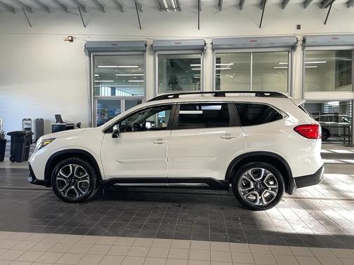 2023 Subaru Ascent Limited 7-Passenger