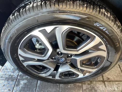 2025 Subaru Ascent Touring 7-Passenger