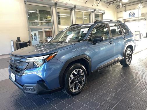 2025 Subaru Forester Base