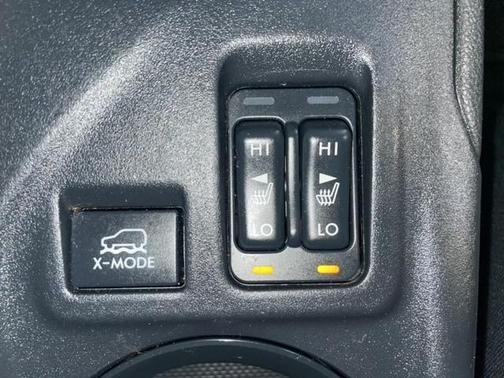 Photo 5 of 22 of 2018 Subaru Crosstrek 2.0i Premium