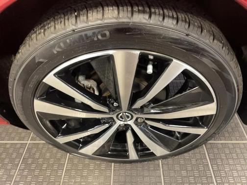 2021 Nissan Altima SR Intelligent AWD