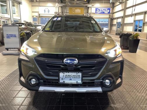 2025 Subaru Outback Touring XT