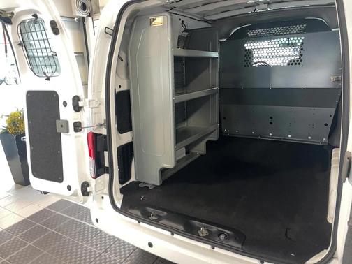 2021 Nissan NV200 SV