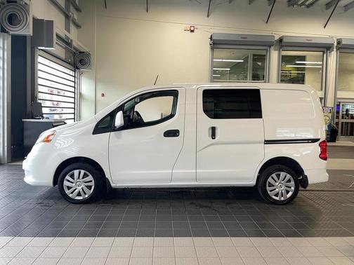 2021 Nissan NV200 SV